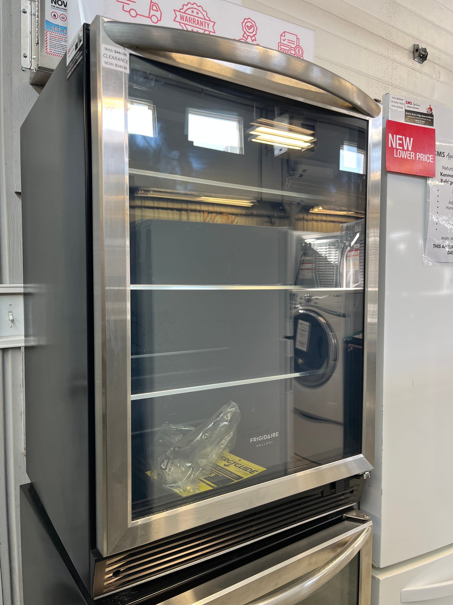 Refurbished – 24" Wine Cooler Frigidaire FFGBC5334VS