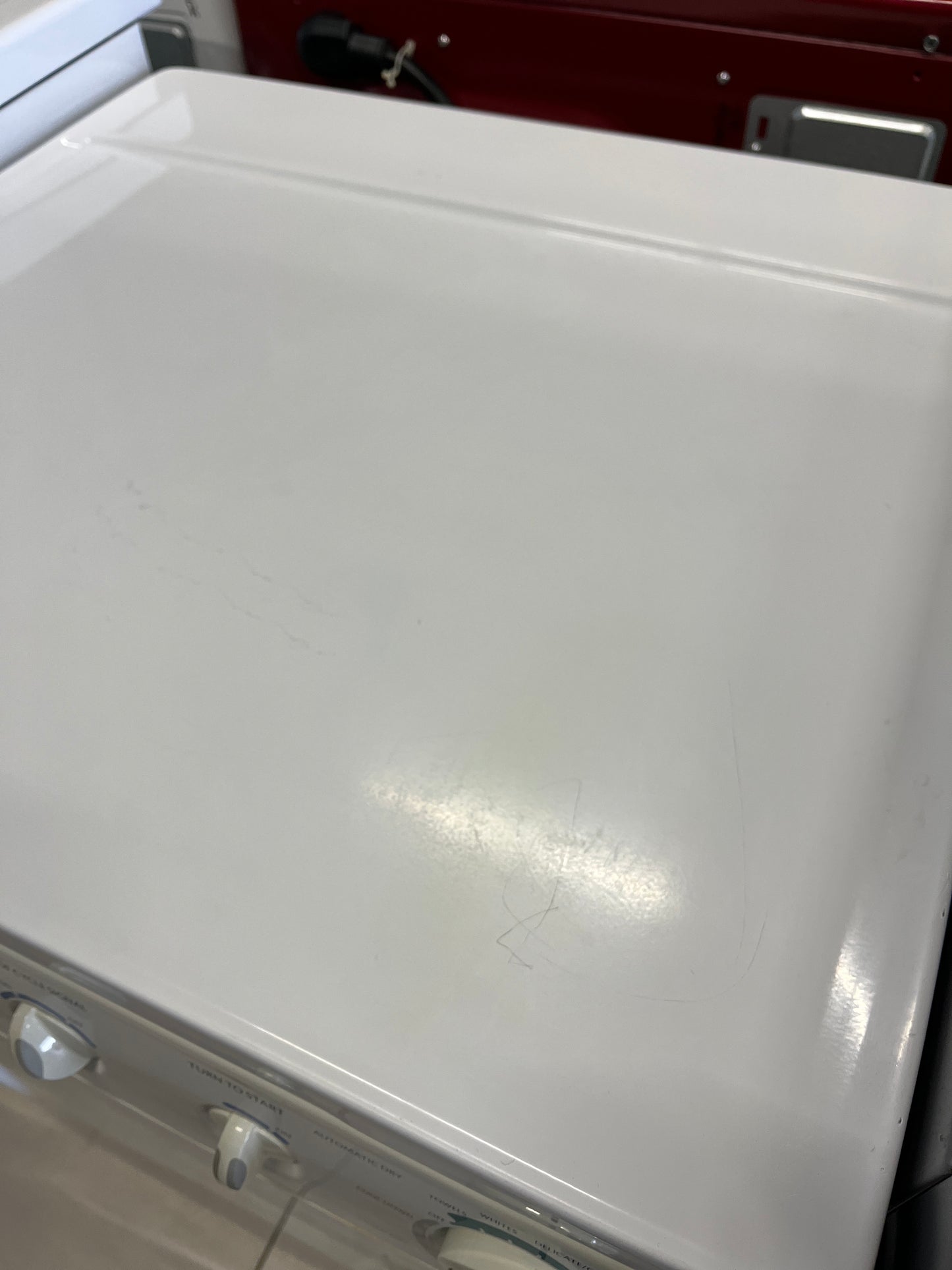 Refurbished – 27" Dryer Frigidaire GLEQ0332CAS