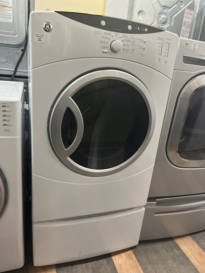 Refurbished – 27" Dryer GE PDVH515EF0WW