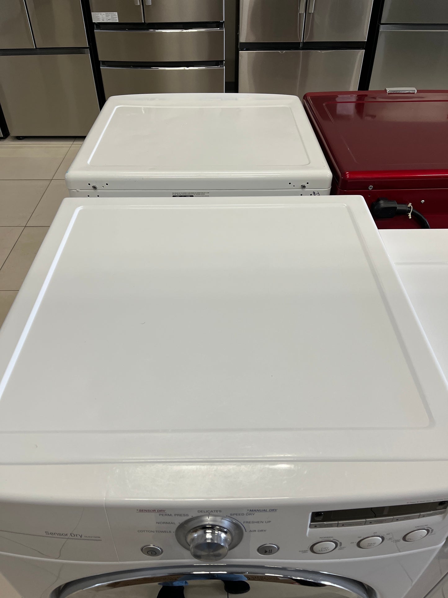 Refurbished – 27" Dryer LG DLE2150W