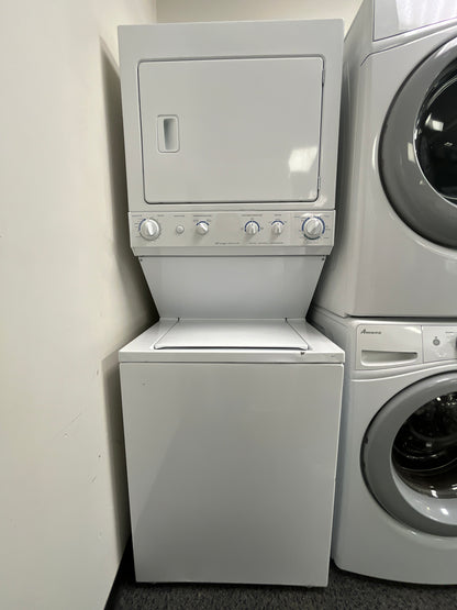 Refurbished – 27" Laundry Set Frigidaire FEZ831CAS