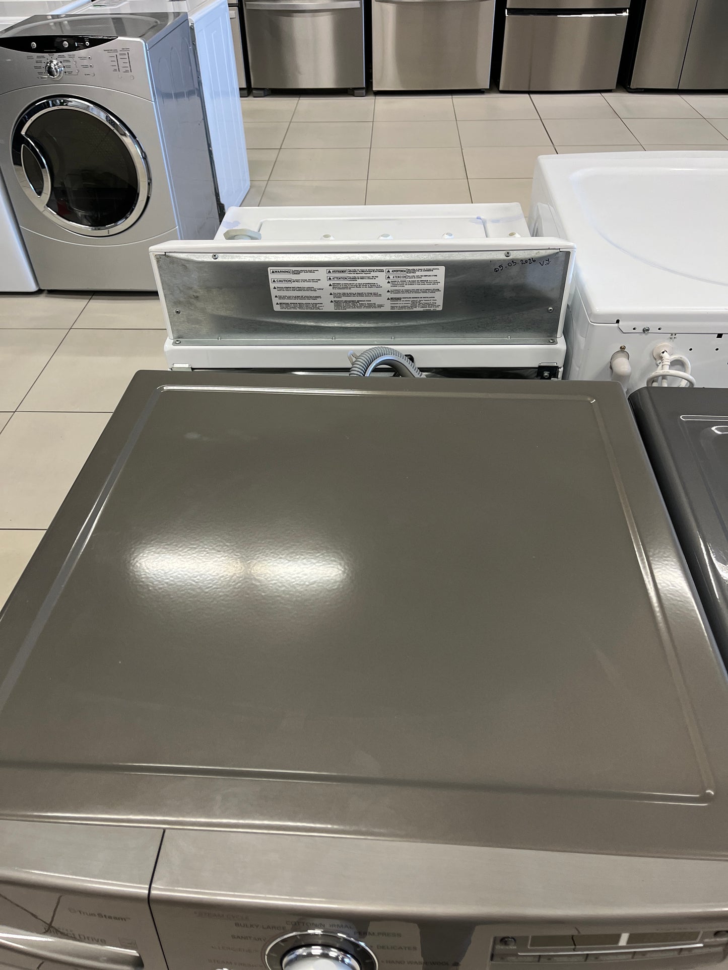 Refurbished – 27" Washer LG WM2501HVA