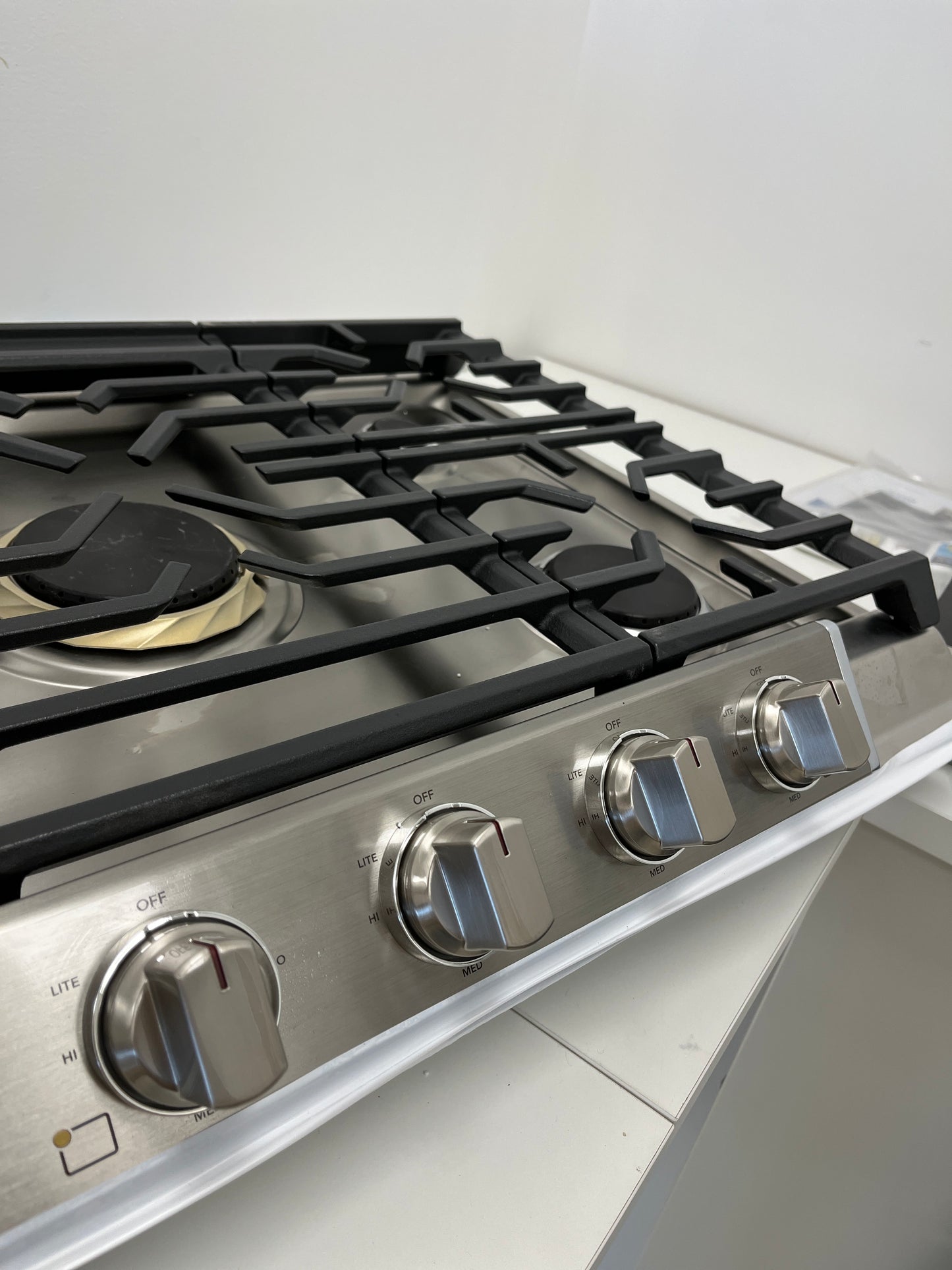 Refurbished – 30" Cooktop Frigidaire PCCG3080AS