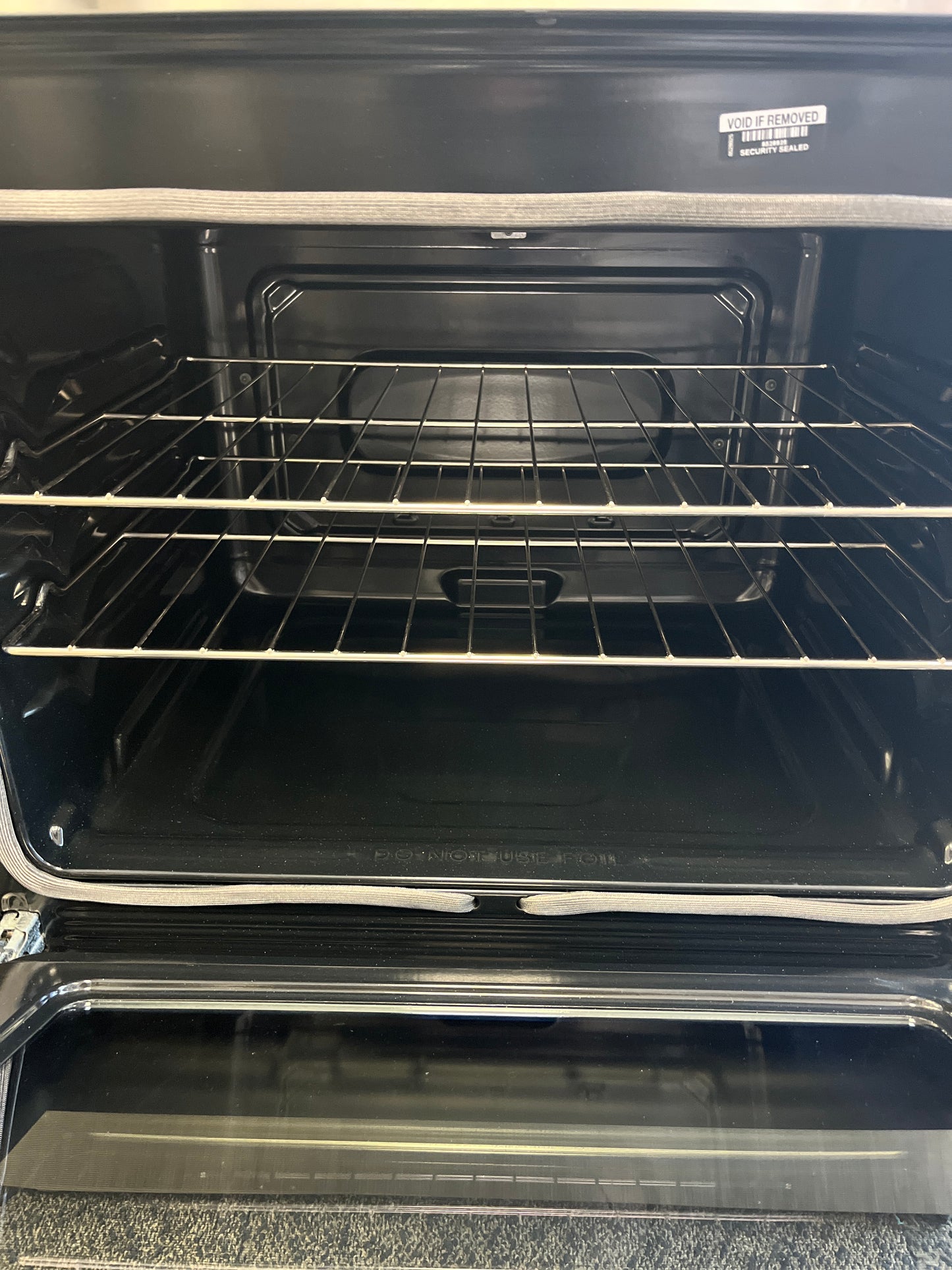Refurbished – 30" Stove Frigidaire FCRE306CAS