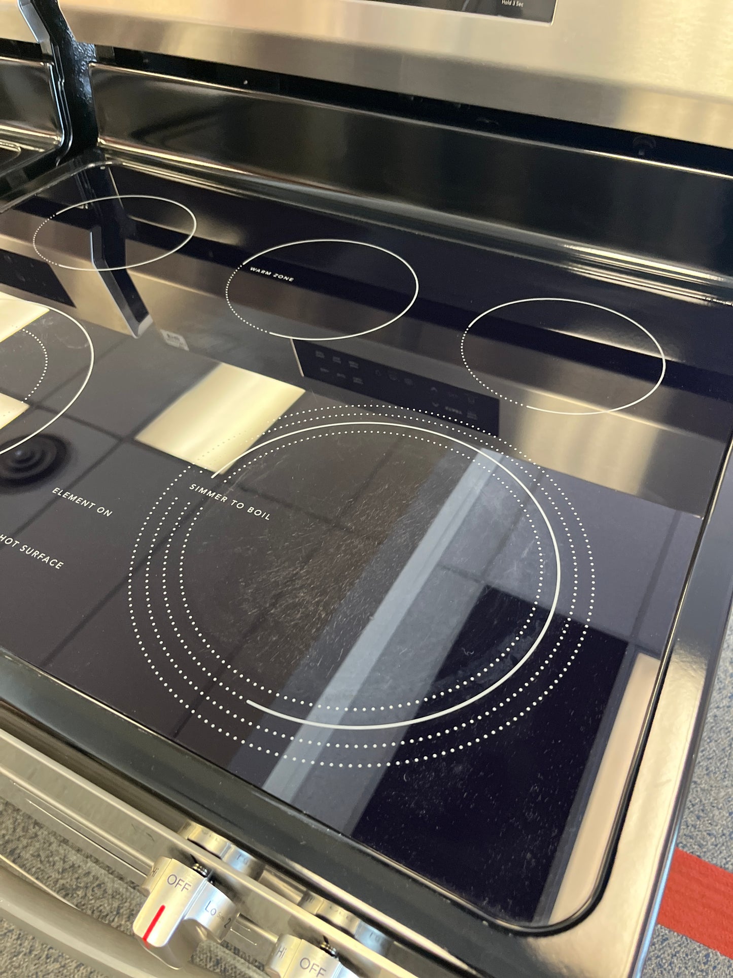 Refurbished – 30" Stove Frigidaire FCRE306CAS