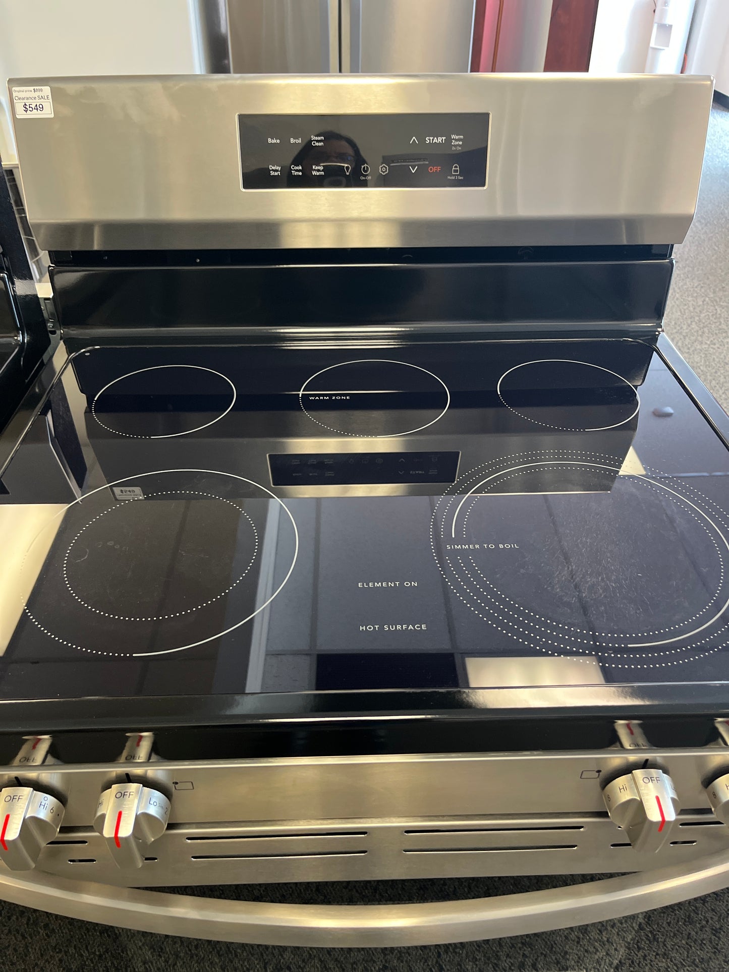 Refurbished – 30" Stove Frigidaire FCRE306CAS