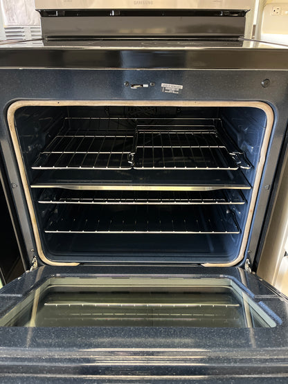 Refurbished – " Stove Samsung NE59J7750WS