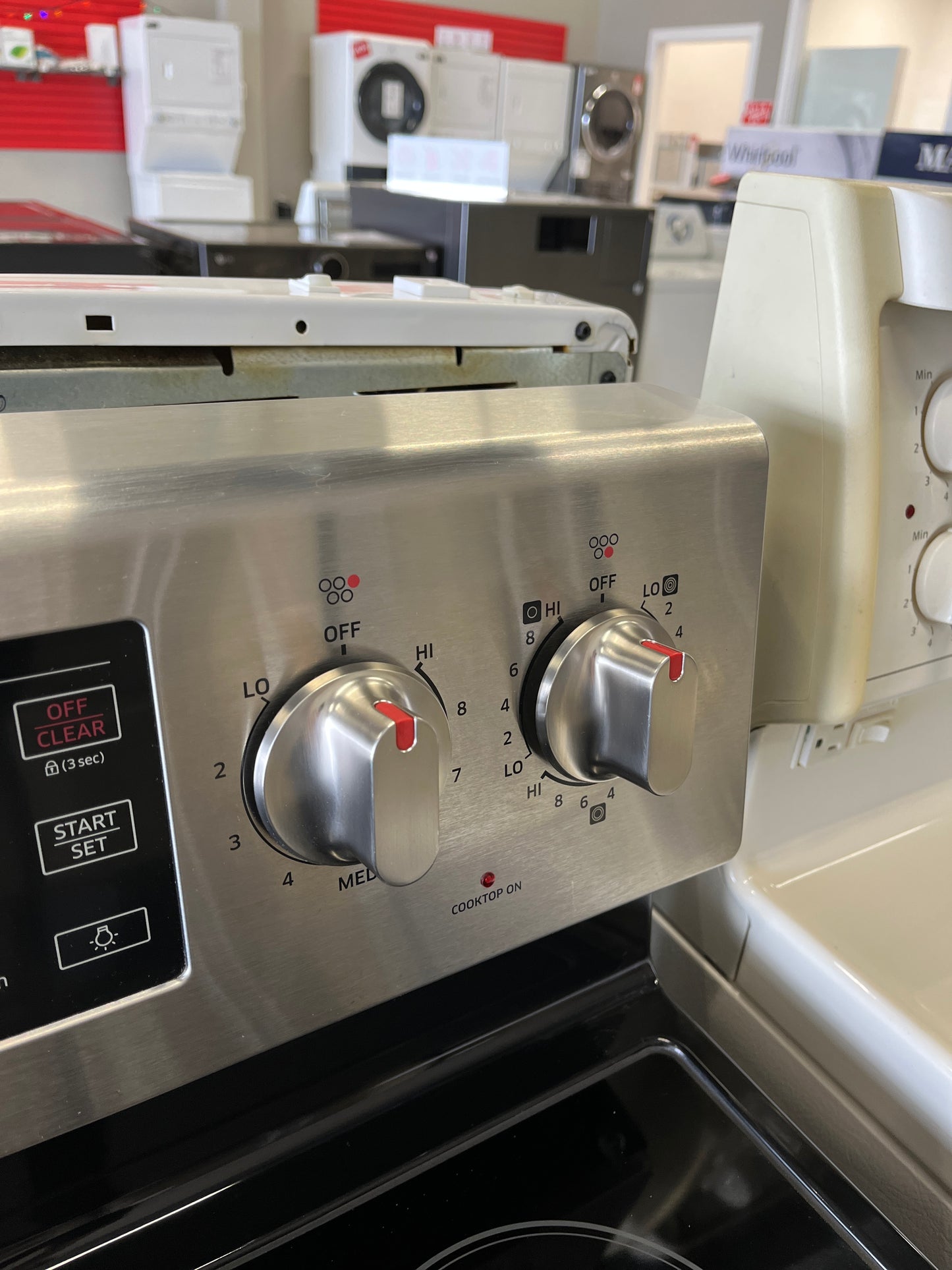 Refurbished – " Stove Samsung NE59J7750WS