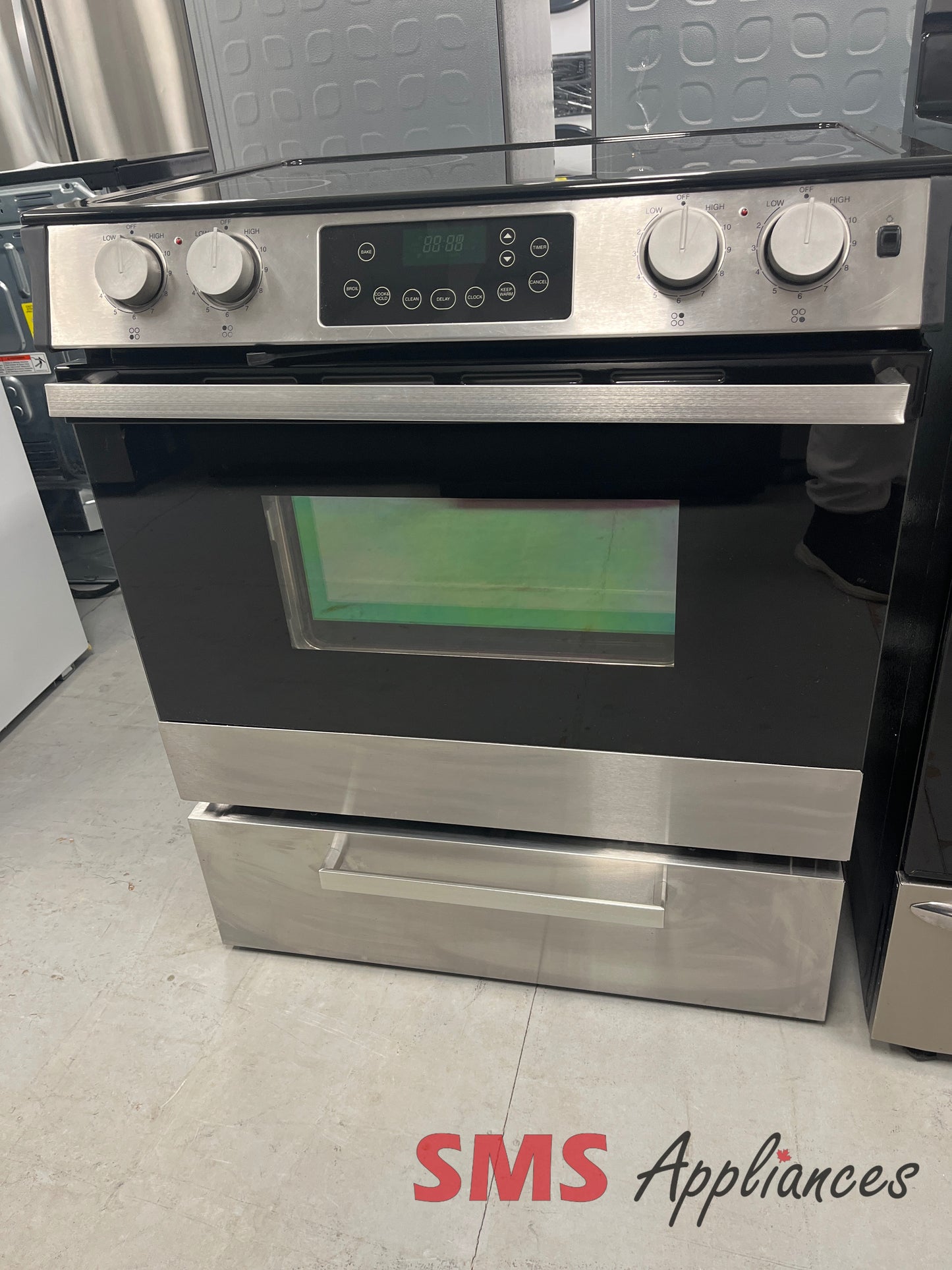 Refurbished 30" Stove Whirlpool YISE630WS00