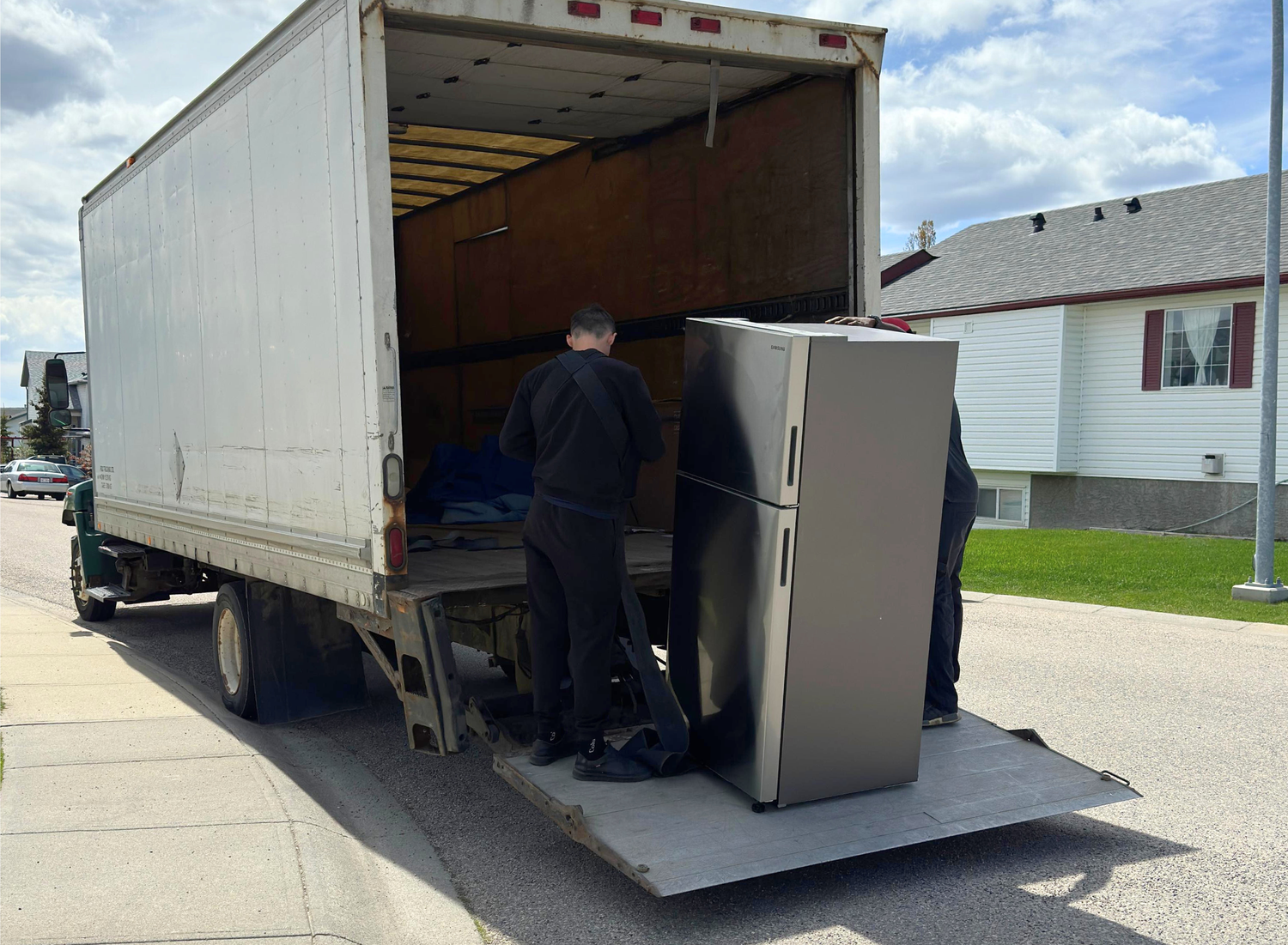 Fast and safe appliance delivery in Regina by SMS Appliances, ensuring quick, secure, and professional delivery of fridges, washers, dryers, and other home appliances.