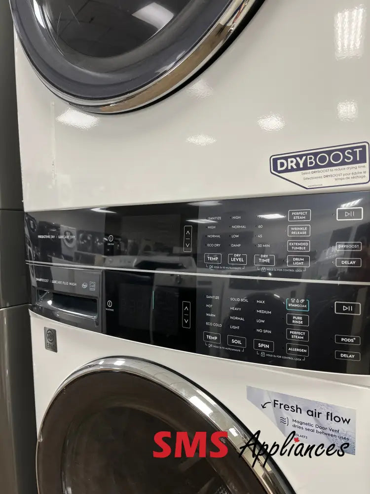 New – 27’’ Laundry Set Electrolux ELTE760CAW