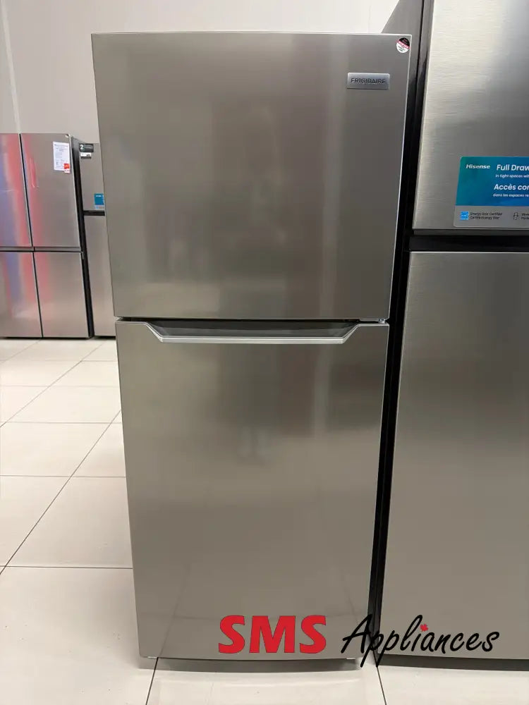 Open Box – 24’’ Fridge Frigidaire FFET1222UV