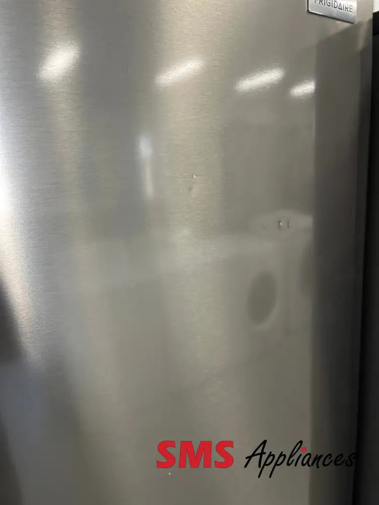 Open Box – 24’’ Fridge Frigidaire FRBG122AV