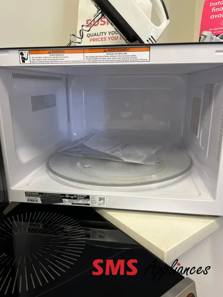Open Box – 24’’ Microwave Frigidaire PBMBS3080BF