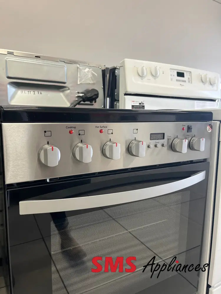 Open Box – 24’’ Stove Frigidaire FCFE242CAS