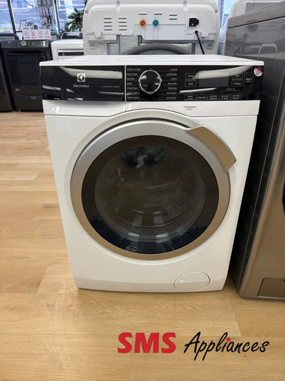 Open Box – 24’’ Washer Electrolux ELFW4222AW
