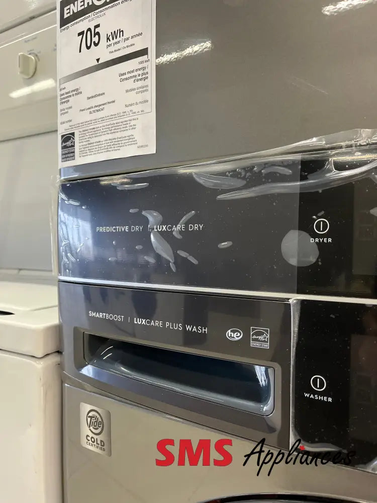 Open Box – 27’’ Laundry Set Electrolux ELTE760CAT
