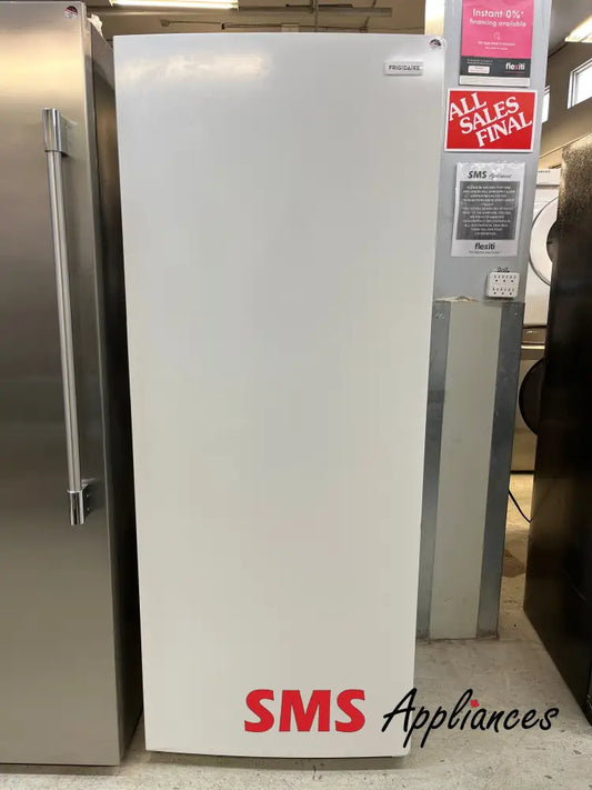 Open Box – 28’’ Freezer Frigidaire FFUE1826AW