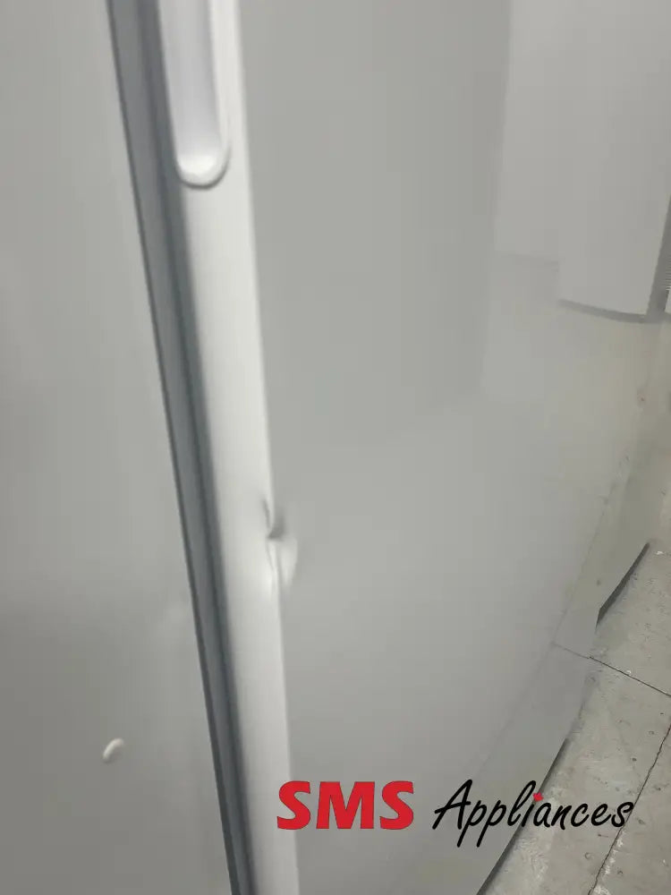 Open Box – 28’’ Freezer Frigidaire FFUE1826AW