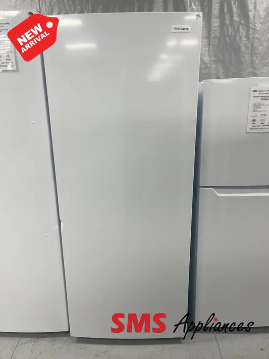 Open Box – 28’’ Freezer Frigidaire FFUE1826AW