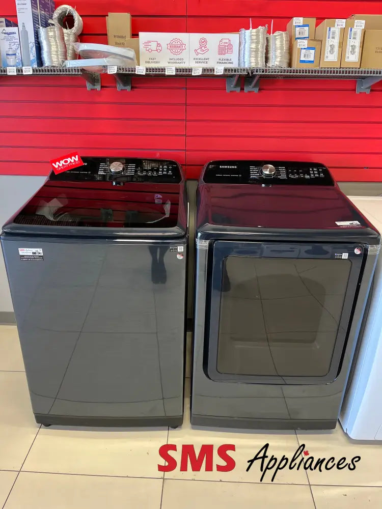 Open Box – 28’’ Laundry Set Samsung WA53CG7155AD