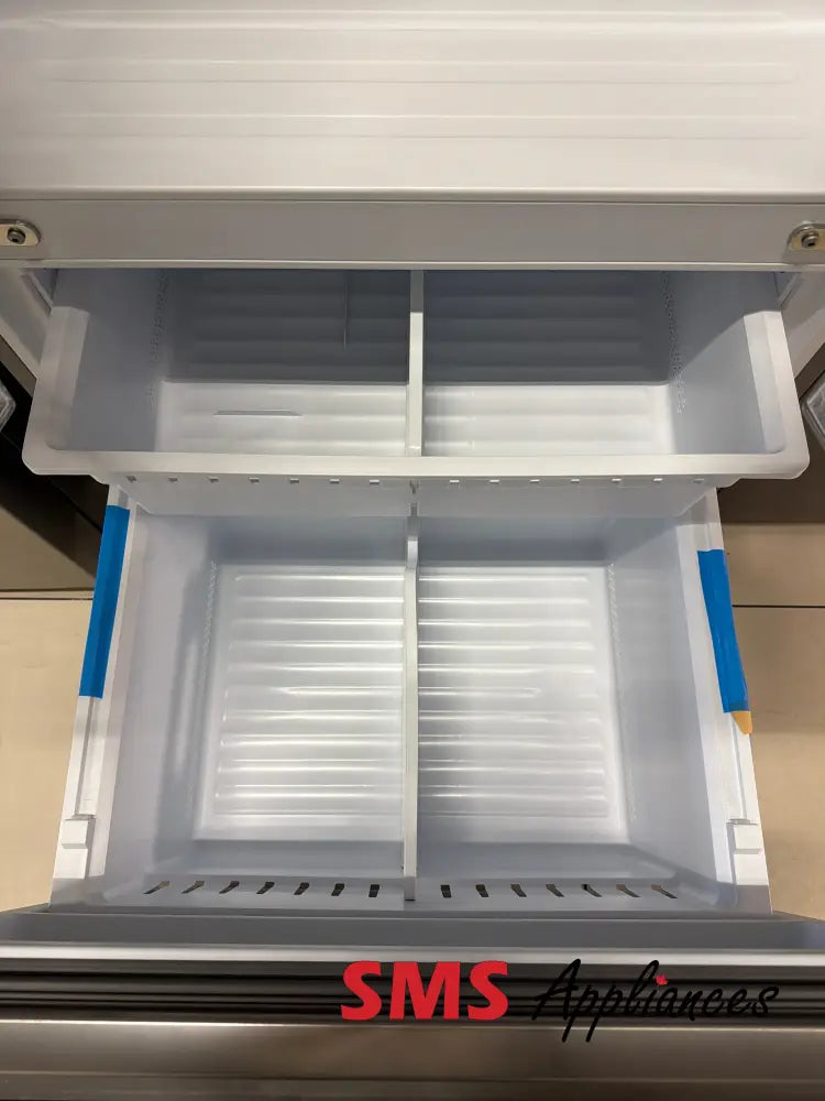 Open Box – 30’’ Fridge Hisense RF21A3FSE