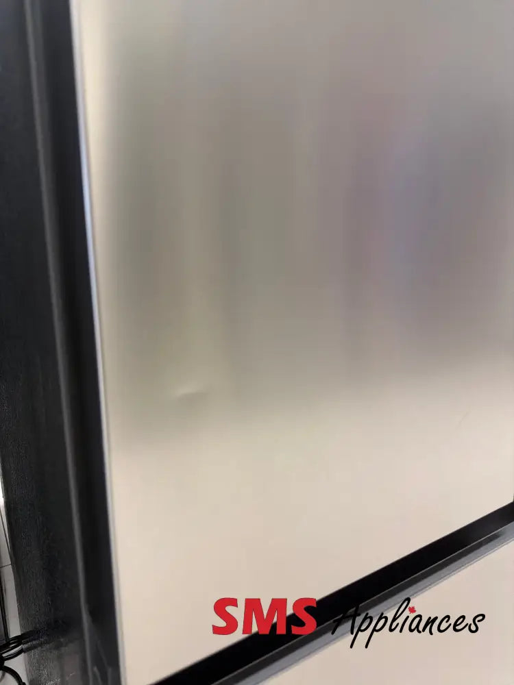 Open Box – 30’’ Fridge Hisense RF21A3FSE