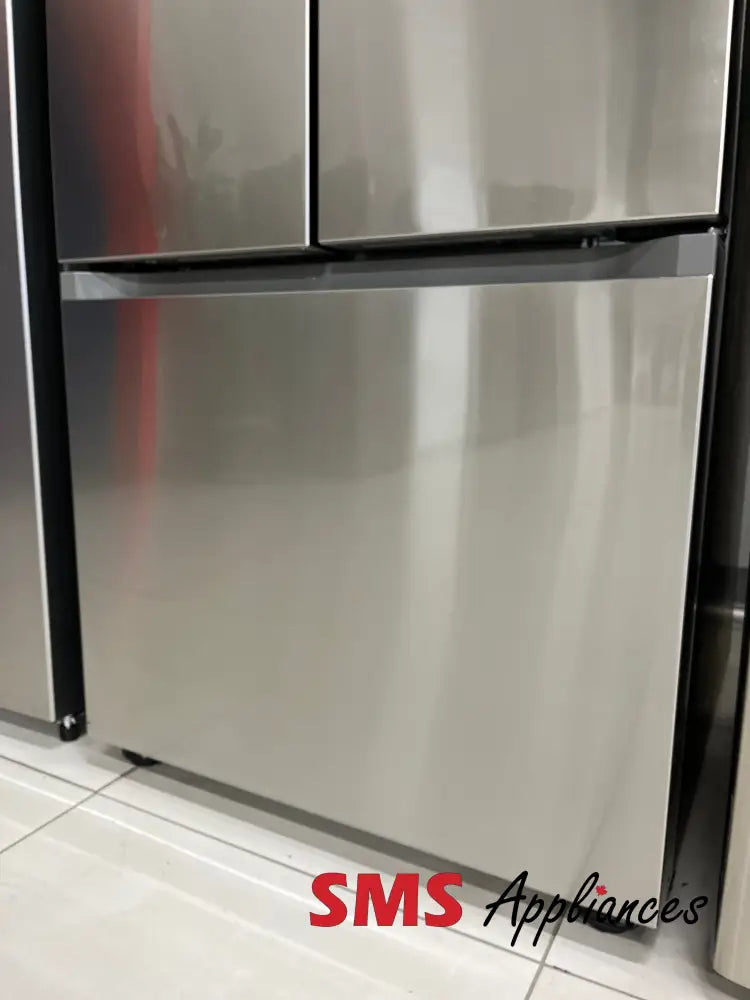 Open Box – 30’’ Fridge Samsung RF22A4111SR