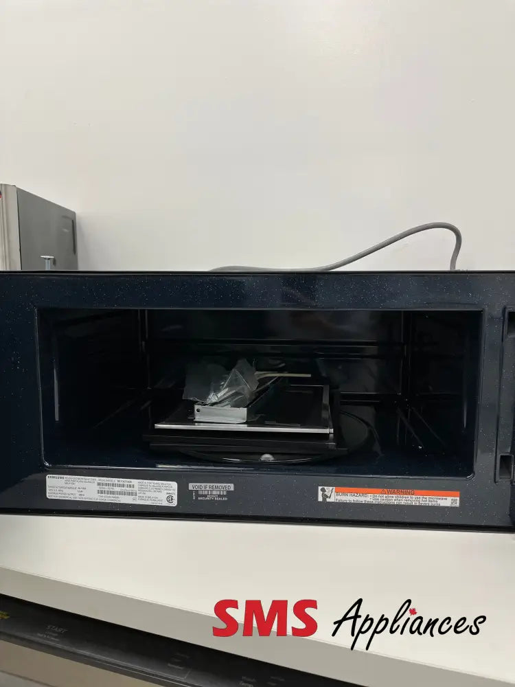 Open Box – 30’’ Microwave Samsung ME11A7510DS