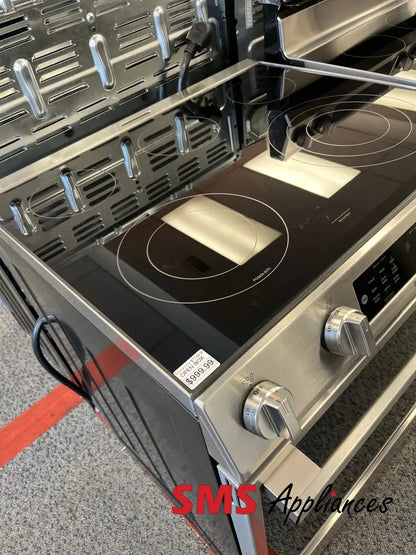 Open Box – ’ Stove Hisense HFE3501CPS