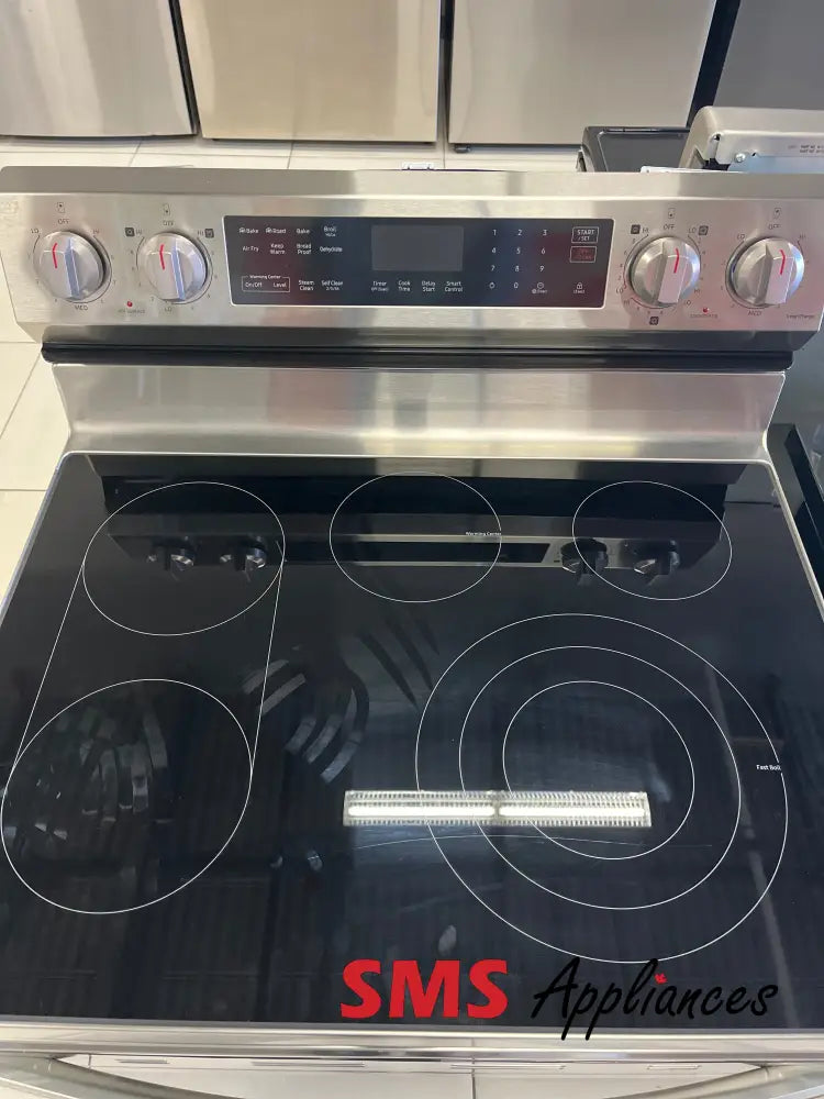Open Box – 30’’ Stove Samsung NE63A6711SS