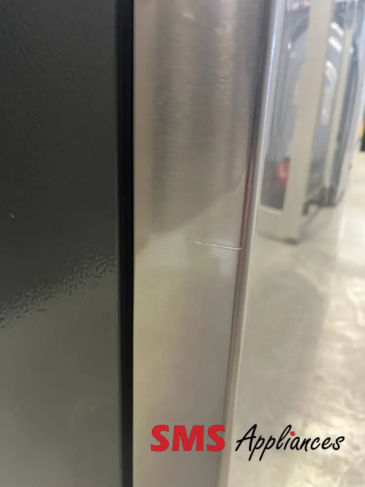 Open Box – 31’’ Fridge Frigidaire FRFG1813AV