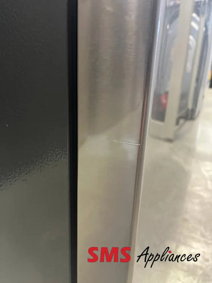 Open Box – 31’’ Fridge Frigidaire FRFG1813AV