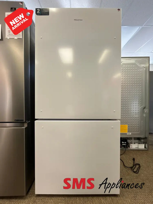 Open Box – 31’’ Fridge Hisense RB17A2CWE