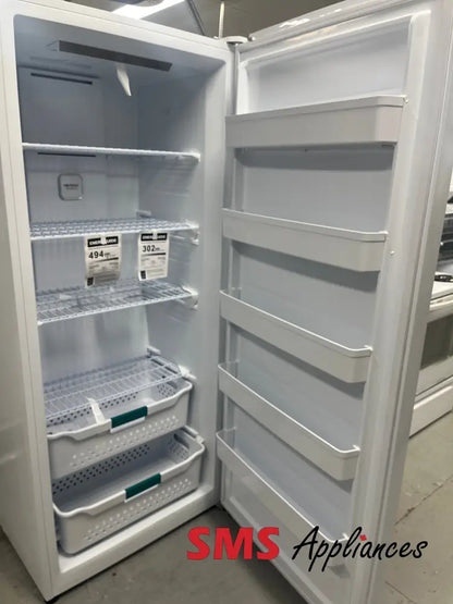 Open Box – 33’’ Fridge Hisense FV21C7HVE