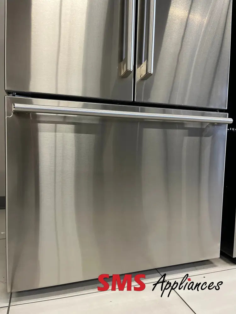 Open Box – 36’’ Fridge Electrolux ERFG2393AS