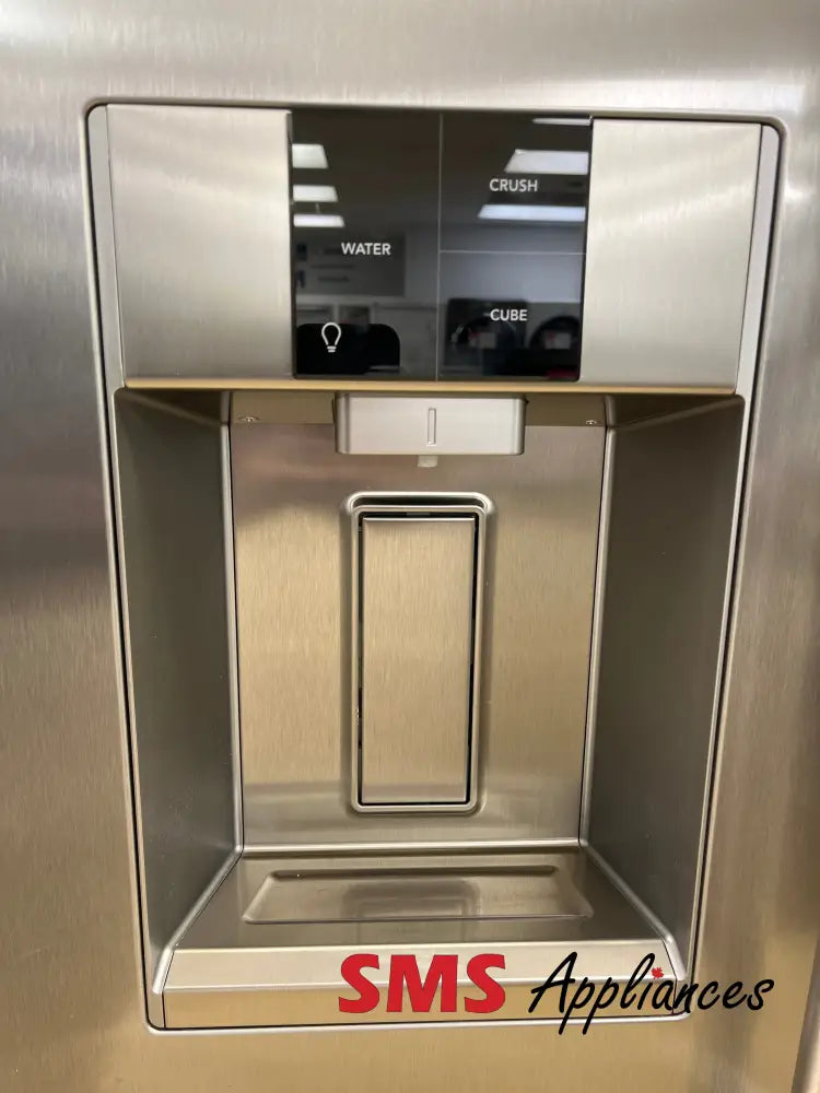 Open Box – 36’’ Fridge Frigidaire Professional PRSC2222AF