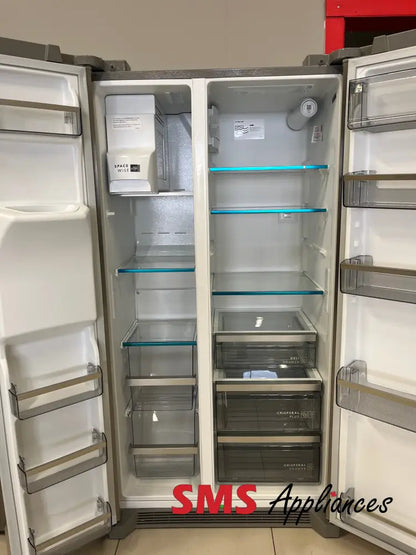 Open Box – 36’’ Fridge Frigidaire PRSC2222AFA