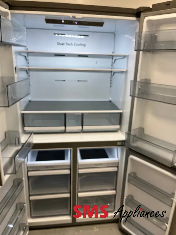 Open Box – 36’’ Fridge Hisense RQ22A4CDD