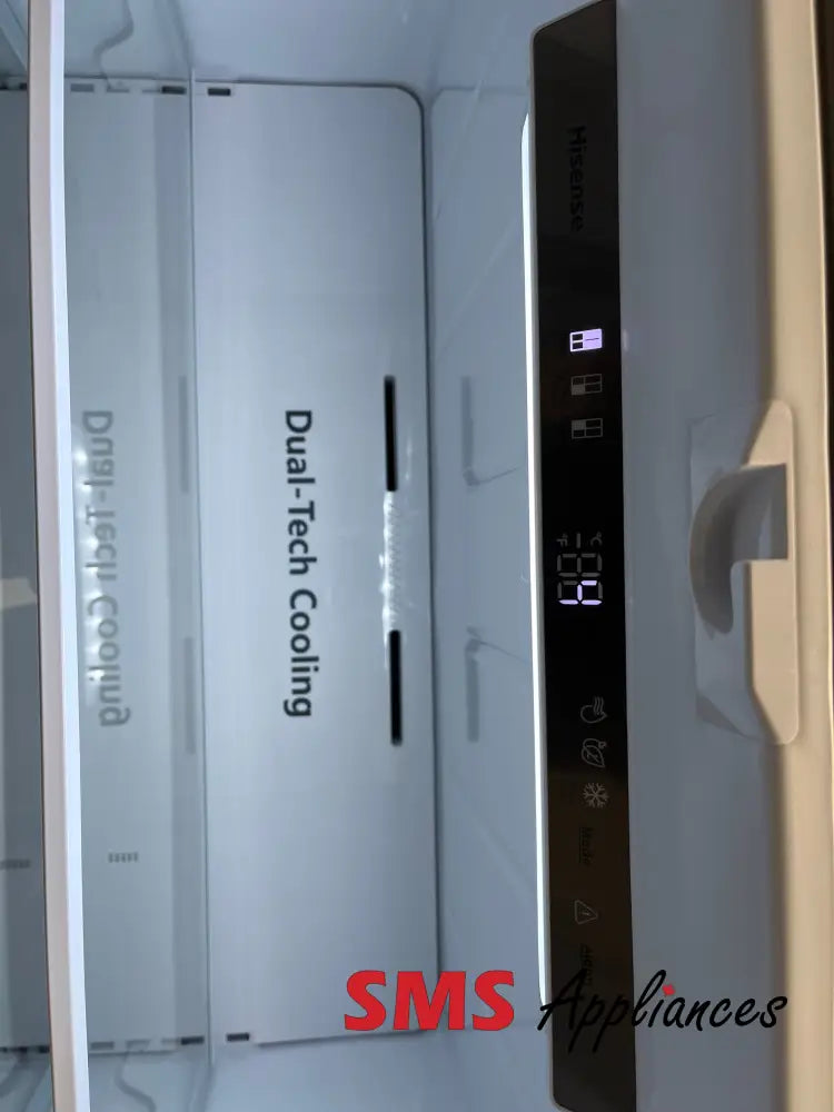 Open Box – 36’’ Fridge Hisense RQ22A4CDD