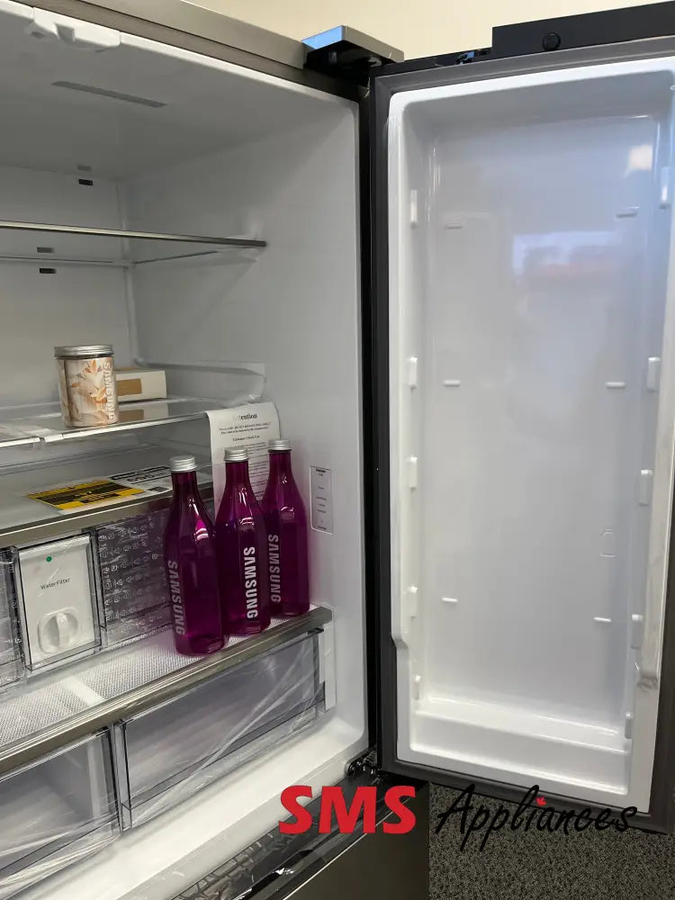 Open Box – ’ Fridge Samsung RF30BB6200QLAA