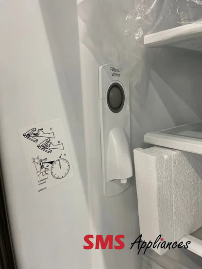 Open Box – 36’’ Fridge Whirlpool WRFF3236RZ