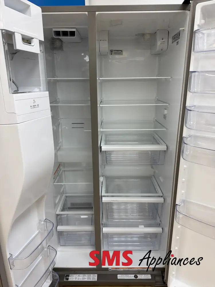 Open Box – 36’’ Fridge Whirlpool WRS571CIHZ04