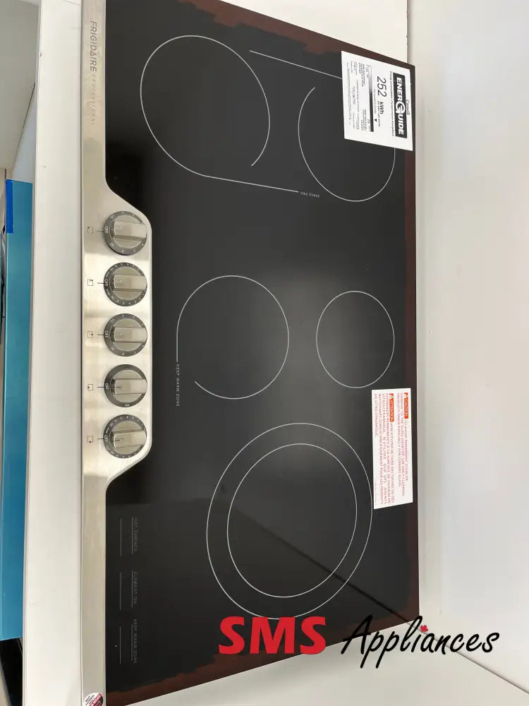 Open Box – 37’’ Cooktop Frigidaire FPEC3677RF