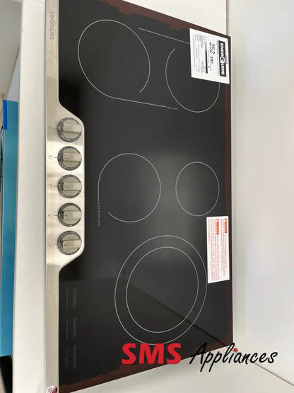 Open Box – 37’’ Cooktop Frigidaire FPEC3677RF