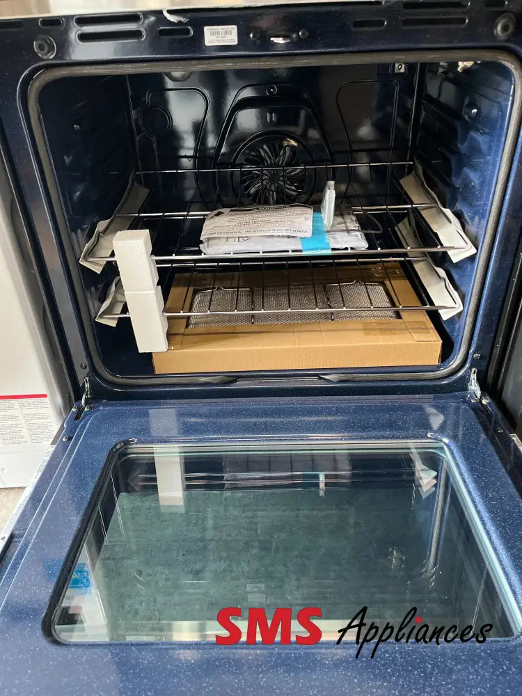 Open Box – 76’’ Stove Samsung NSI6DG9900SRAC