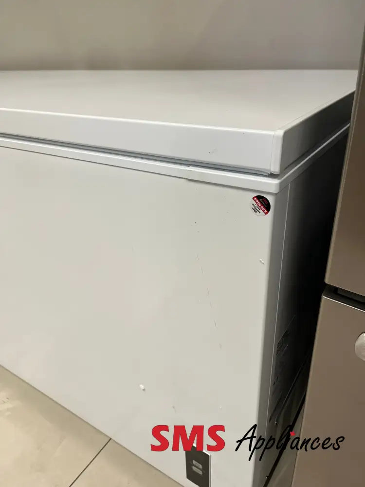 Open Box – 83’’ Freezer Frigidaire FFCL2542AW