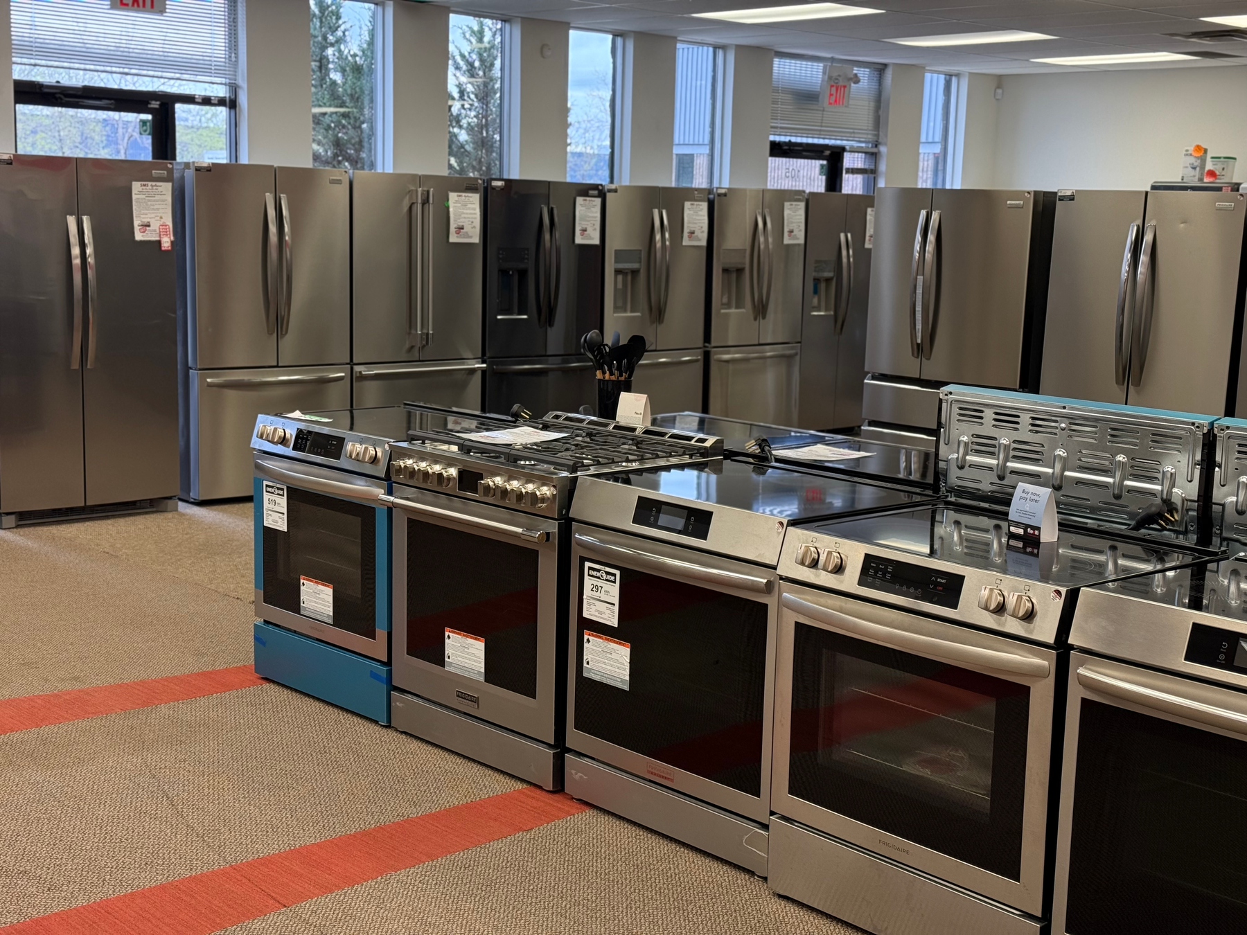 affordable open box appliances for sale in calgary, saskatoon, and regina from SMS Appliances with warranty and fast delivery