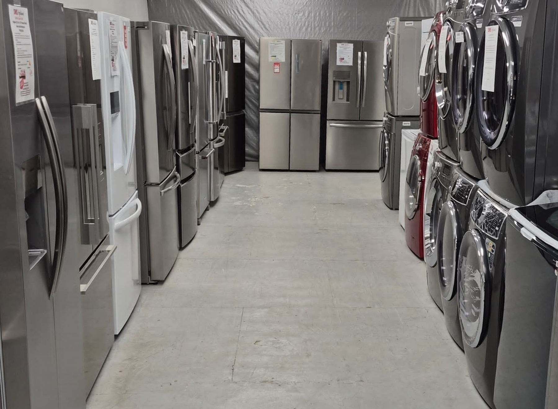 Open box appliances in Saskatoon at SMS Appliances, offering discounted fridges, washers, dryers, and stoves with warranty, delivery, and installation services.