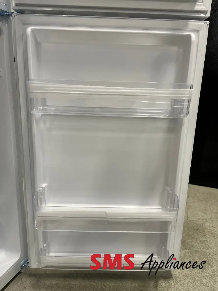 Open Box – ’ Fridge Frigidaire Ffet1222uw